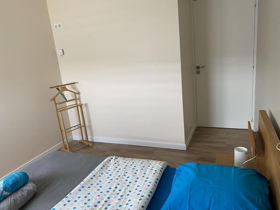 Appartement Climatise Avec Terrasse Cours  Eksteriør billede